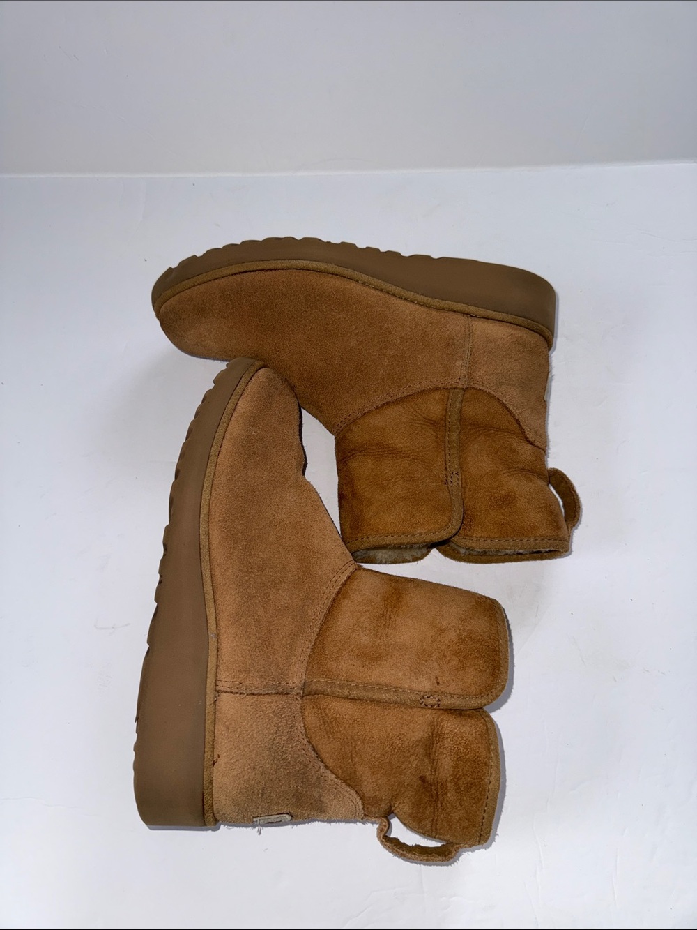 UGG Women's Short Suede Shearling Boots - Chestnut Brown